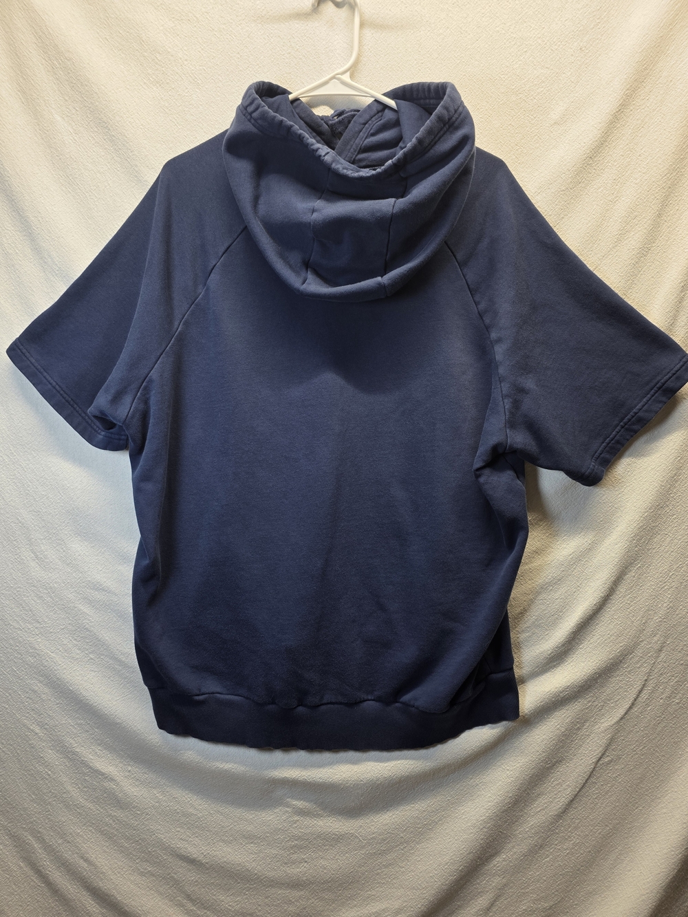 Urban Style Under Armour Short Sleeve Hoodie Sweatshirt Coldgear Sporty Pullover - Picture 3 of 11